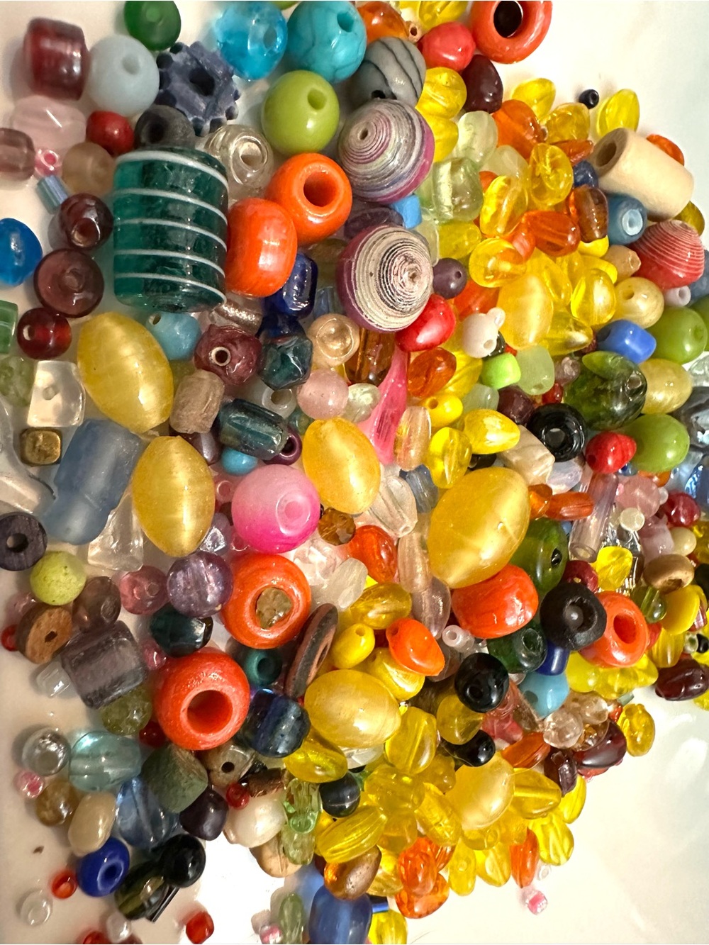 2 Ounces Assorted Mixed Vintage Glass Beads - Multicolor